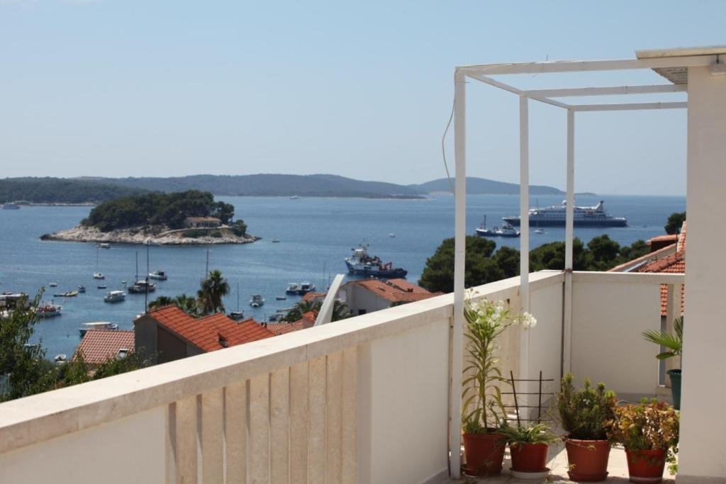 Apartments & Rooms Zlatica Hvar Hvar Town Kültér fotó