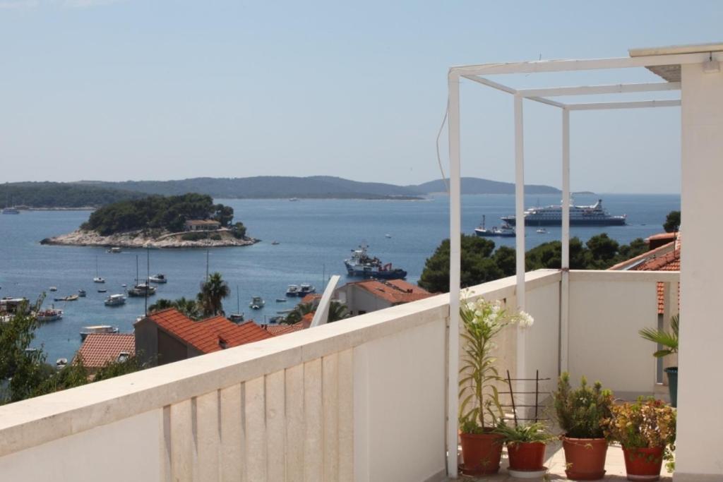 Apartments & Rooms Zlatica Hvar Hvar Town Kültér fotó